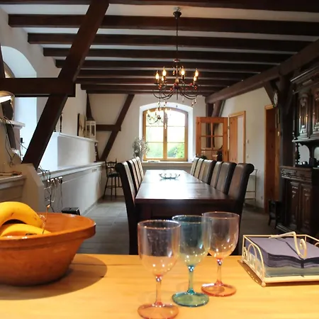 Gutshaus In Mit Teich *