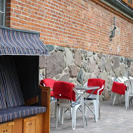 Gutshaus In Mit Teich * Gressow