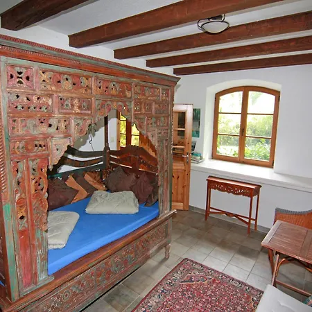 Gutshaus In Mit Teich *