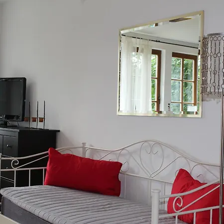 Gutshaus In Mit Teich *