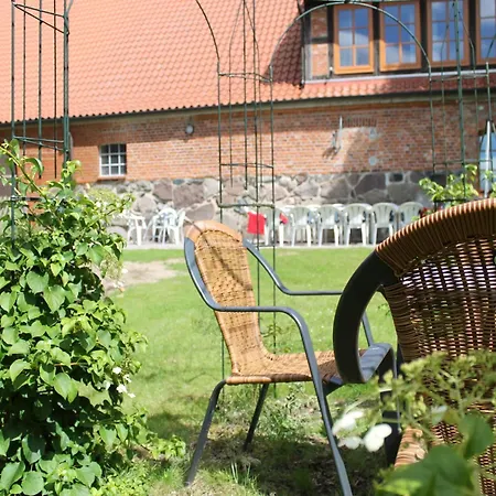 Casa vacanze Gutshaus In Mit Teich *