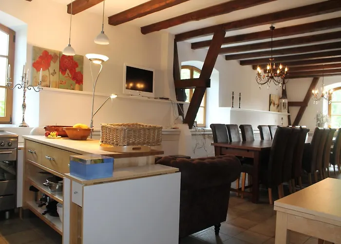 Gutshaus In Mit Teich