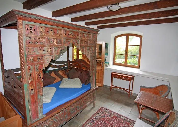Gutshaus In Mit Teich *