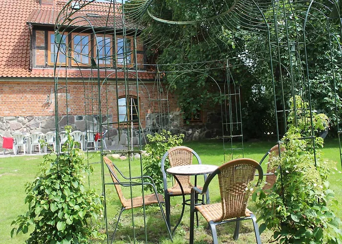 Gutshaus In Mit Teich *