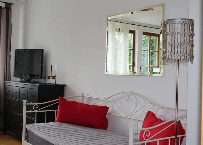 Gutshaus In Mit Teich *